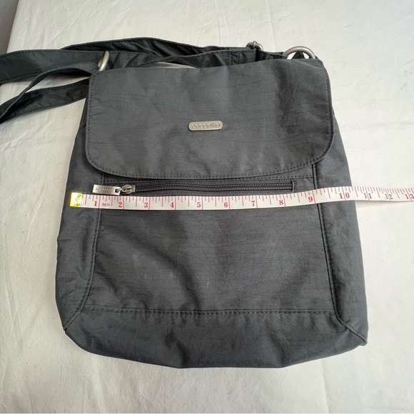 Baggallini gray town crossbody bag purse - Picture 5 of 6